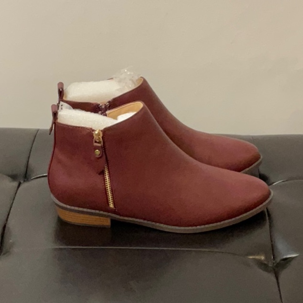 Journee Collection Maroon Ankle Booties
